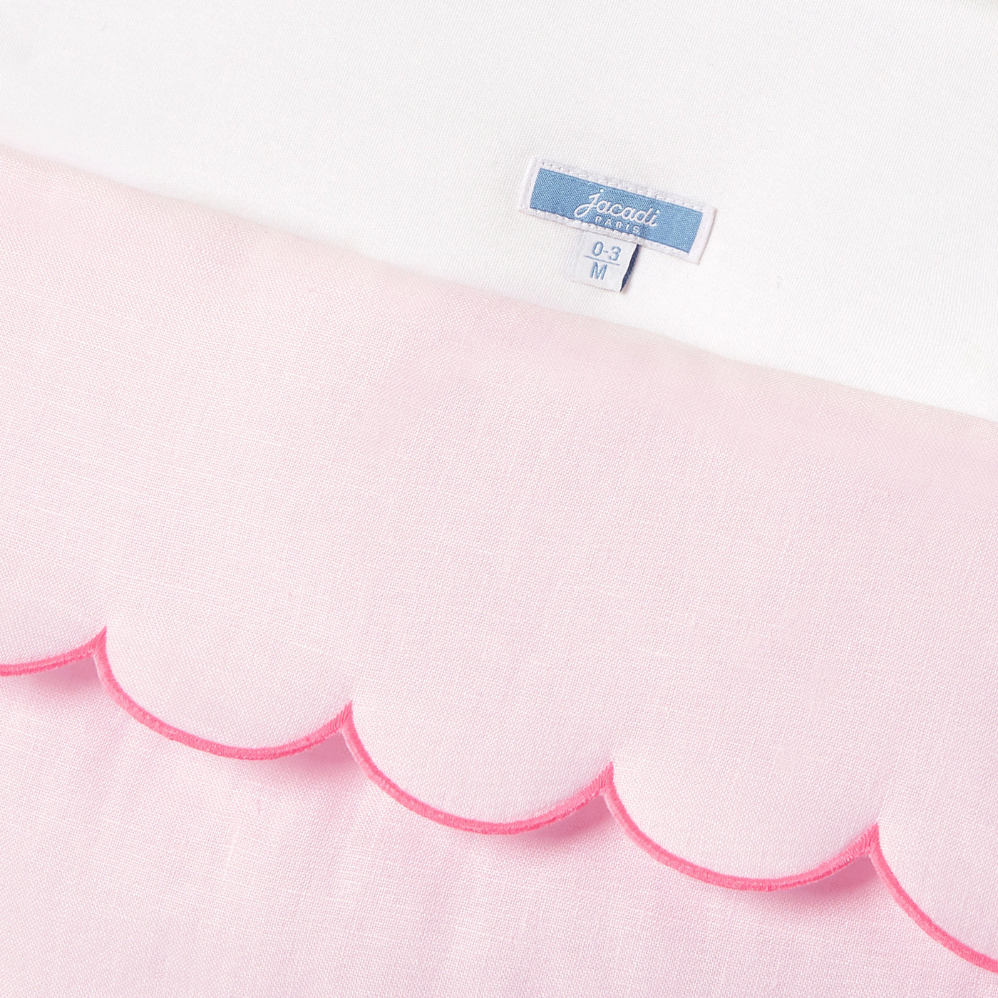 Scalloped linen angel's nest