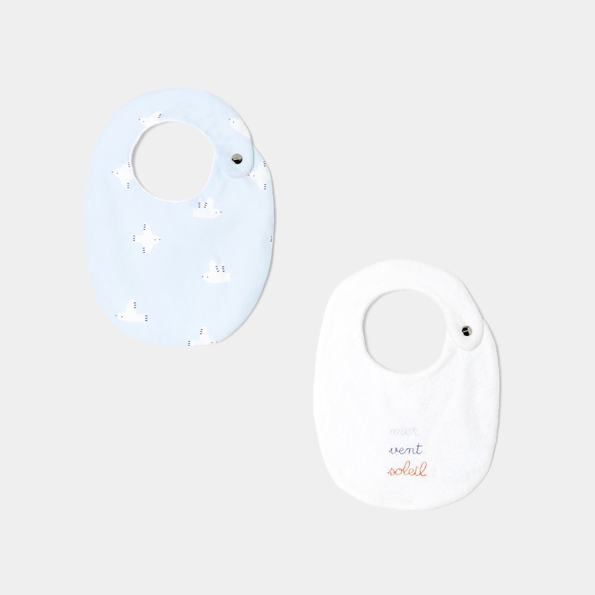 Set of baby bibs