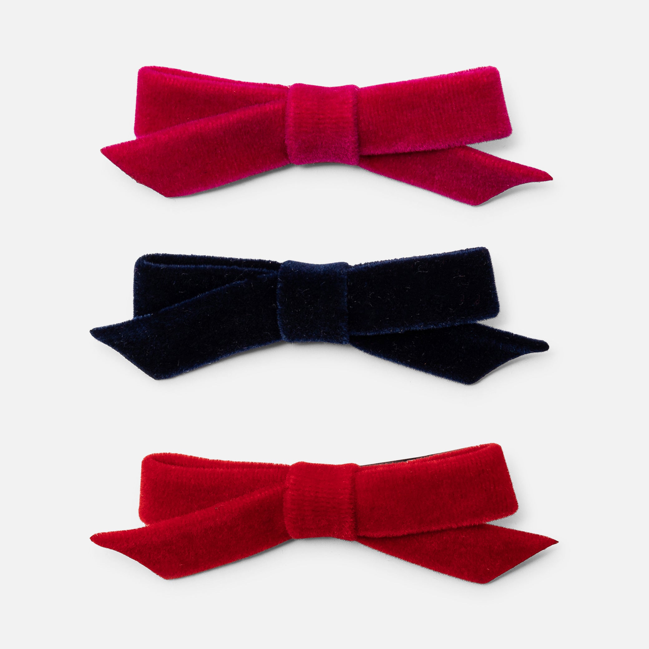 Set of girl's hair clips