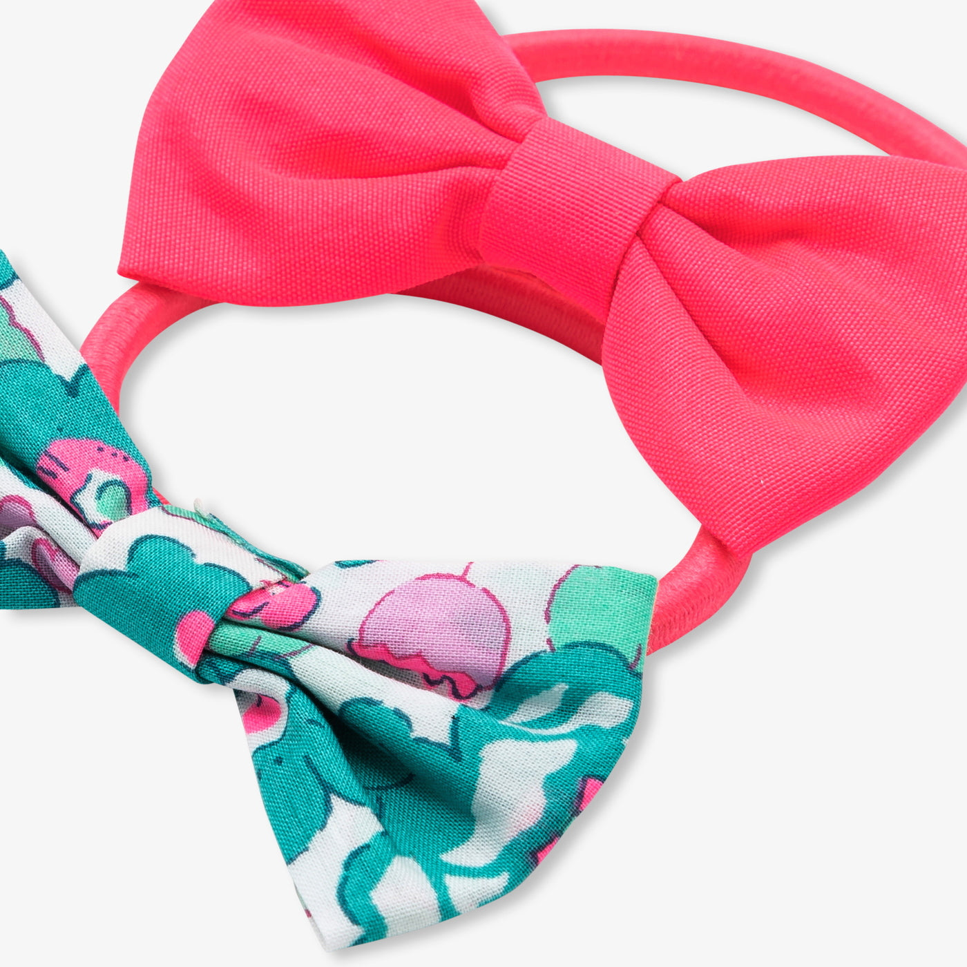 Girl elastic bands duo