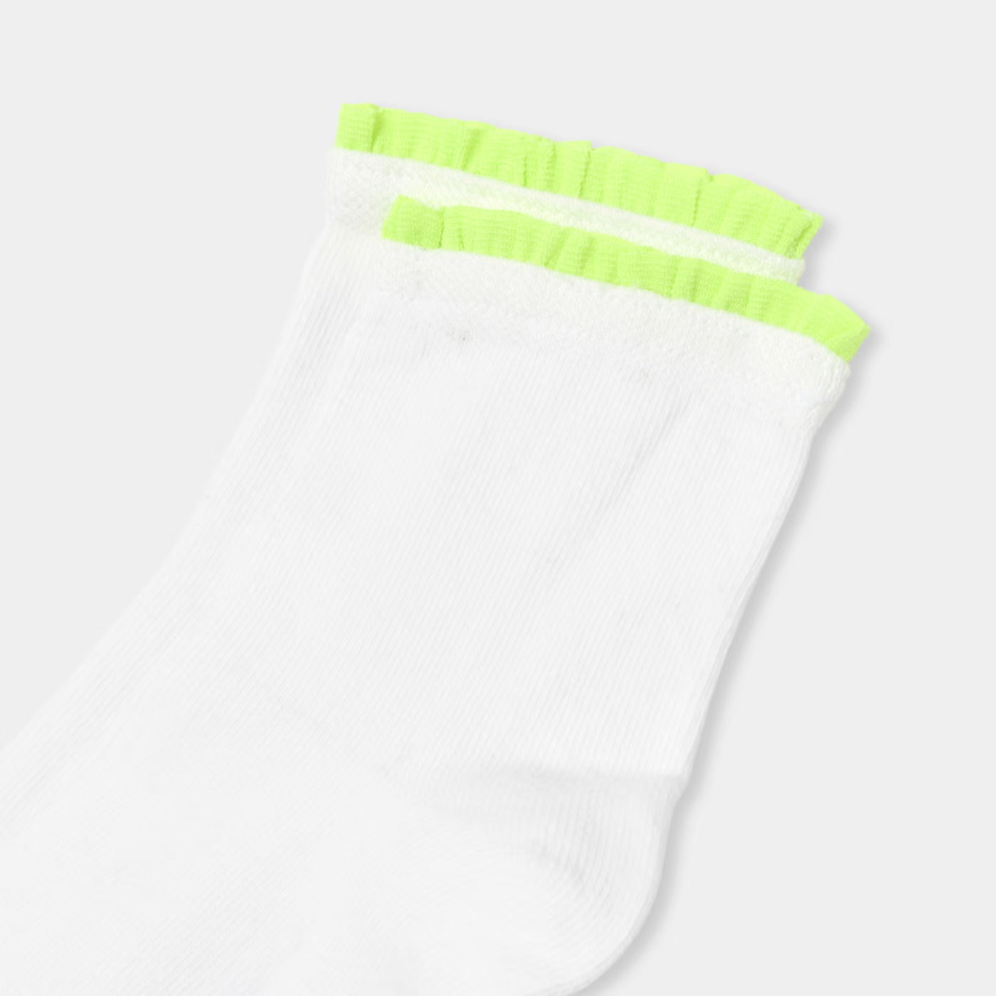 Girl ruffled socks